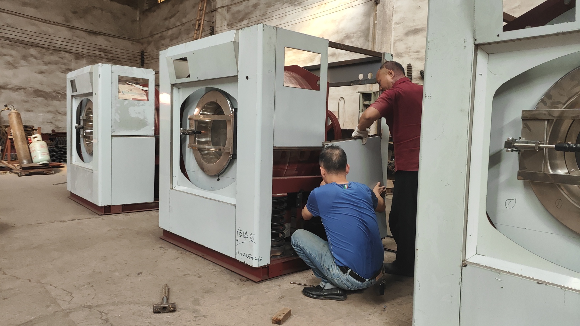 
百家名企為何選擇珠江洗滌工廠？工業洗衣機實力贏得長期信賴
